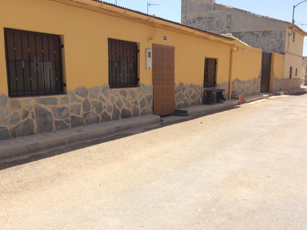 LOVELY VILLAGE PROPERTY WITH ANNEX