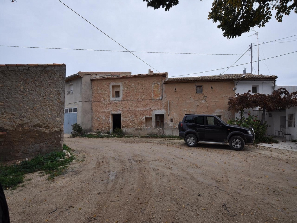 5 Bedroom Cave House in Jumilla