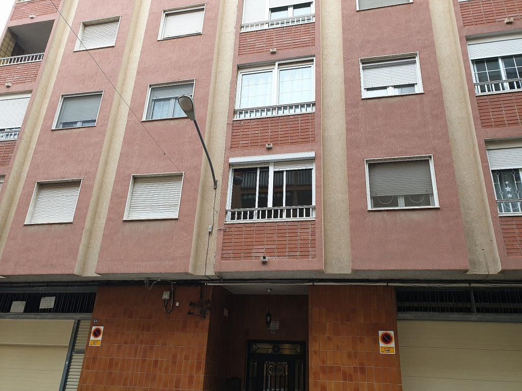 3 Bedroom 2 Bathroom Apartment in Villena