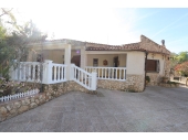 12-4611/5668, 6 Bedroom 2 Bathroom Villa in Yecla