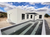 12-2722/5688, 4 Bedroom 2 Bathroom Villa in Aspe