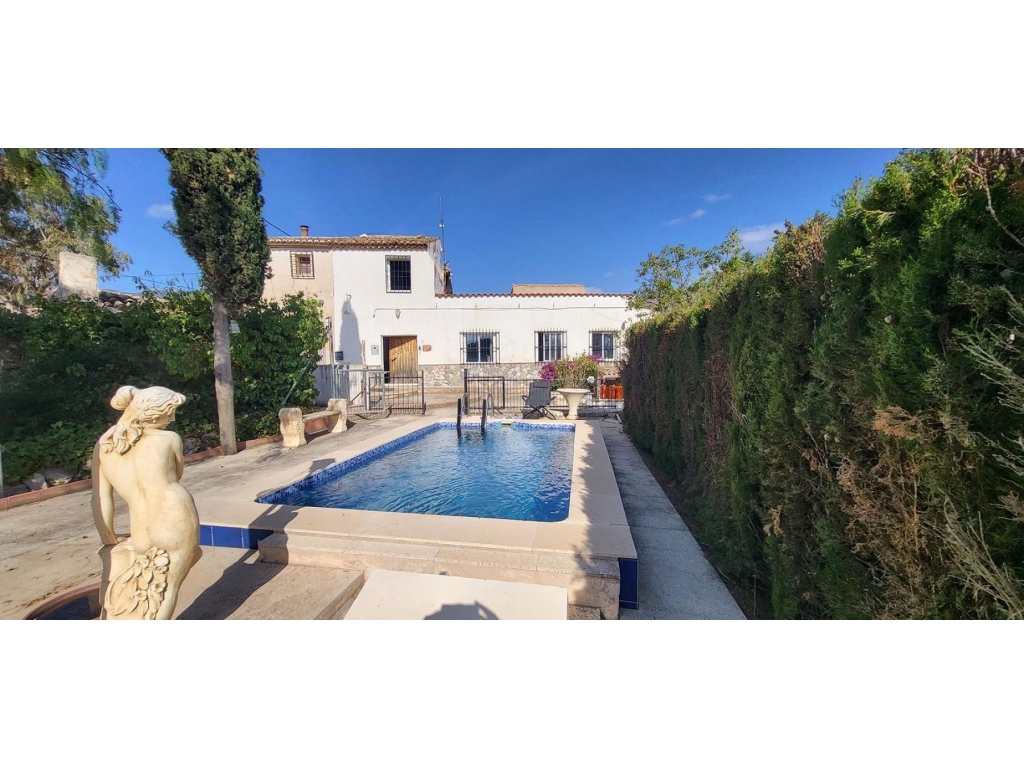 4 Bedroom 3 Bathroom Country house in La Romana