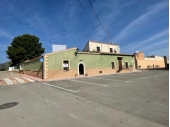 MP6049, La Plaza