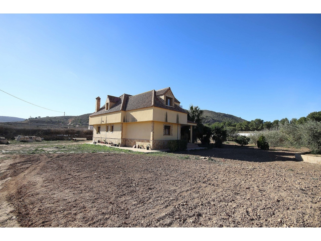 5 Bedroom 4 Bathroom Villa in Aspe