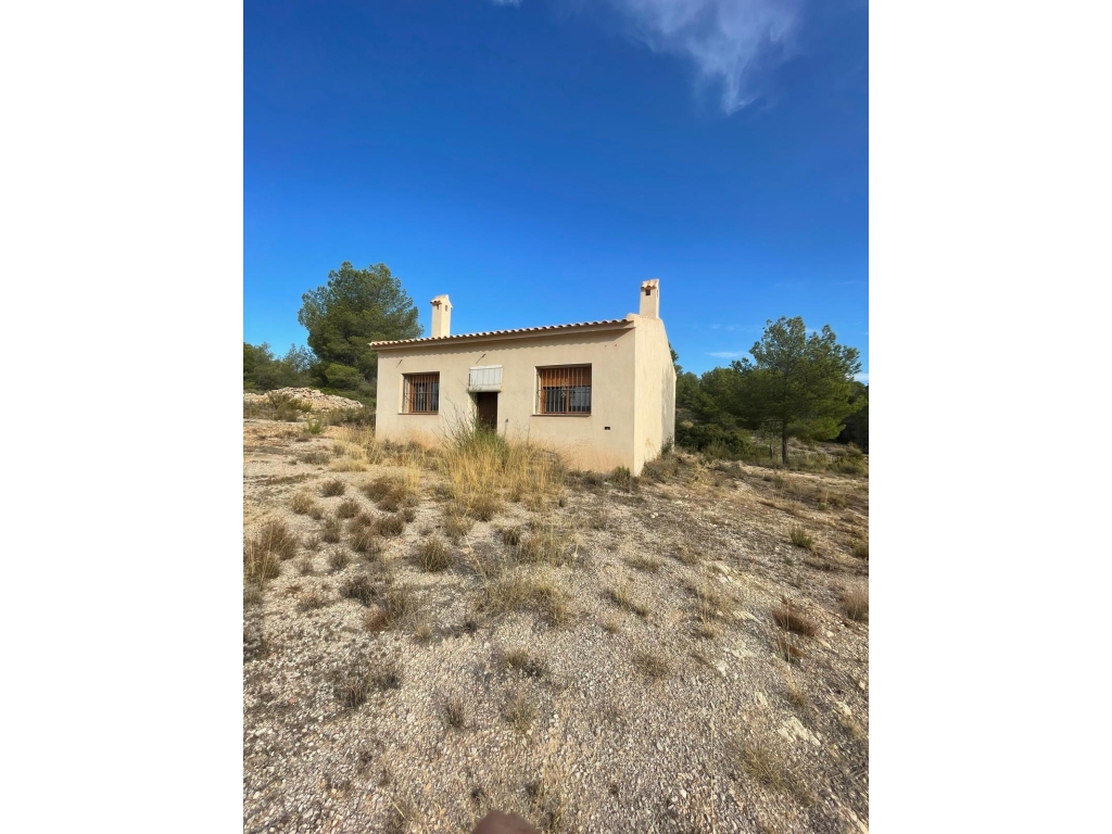 Cozy Country Cottage With Land For New Build in Encebras, Pinoso