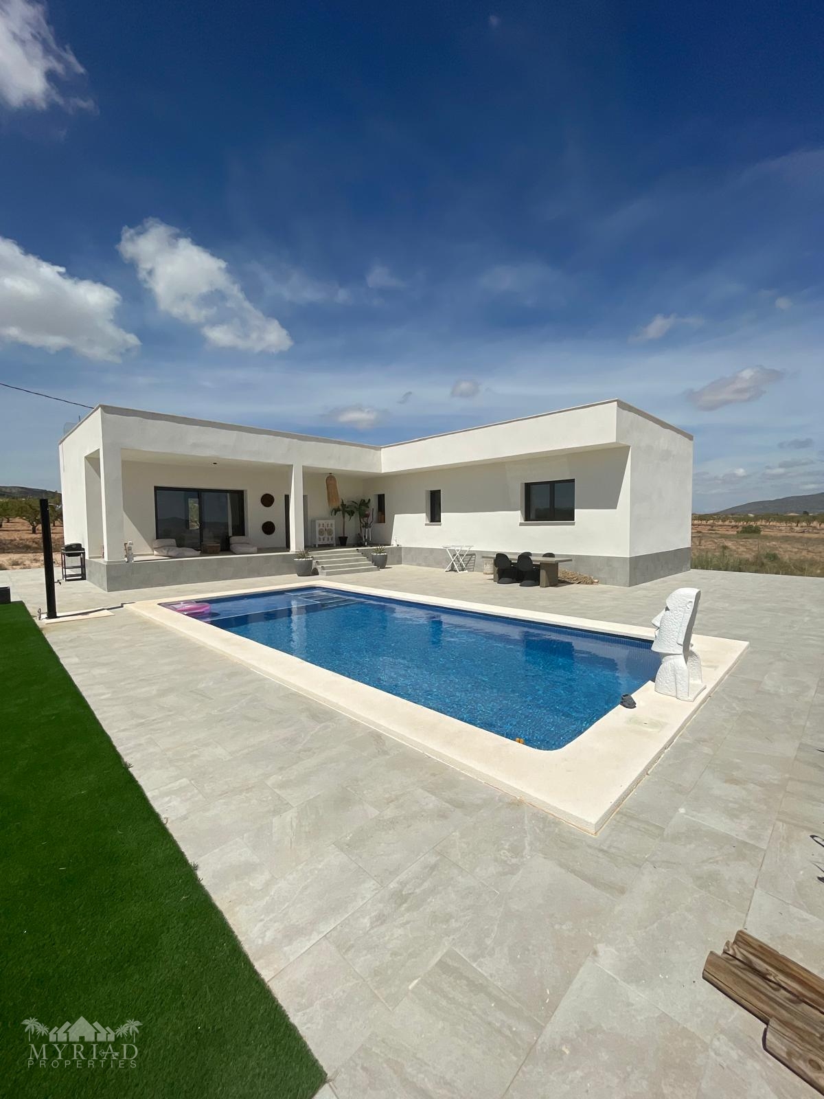 3 bedroom house / villa for sale in Pinoso / El Pinós, Costa Blanca