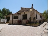 13-3372/6180, 5 Bedroom 2 Bathroom Detached Villa in Yecla