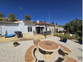13-3381/6183, 4 Bedroom 2 Bathroom Country house in La Zarza