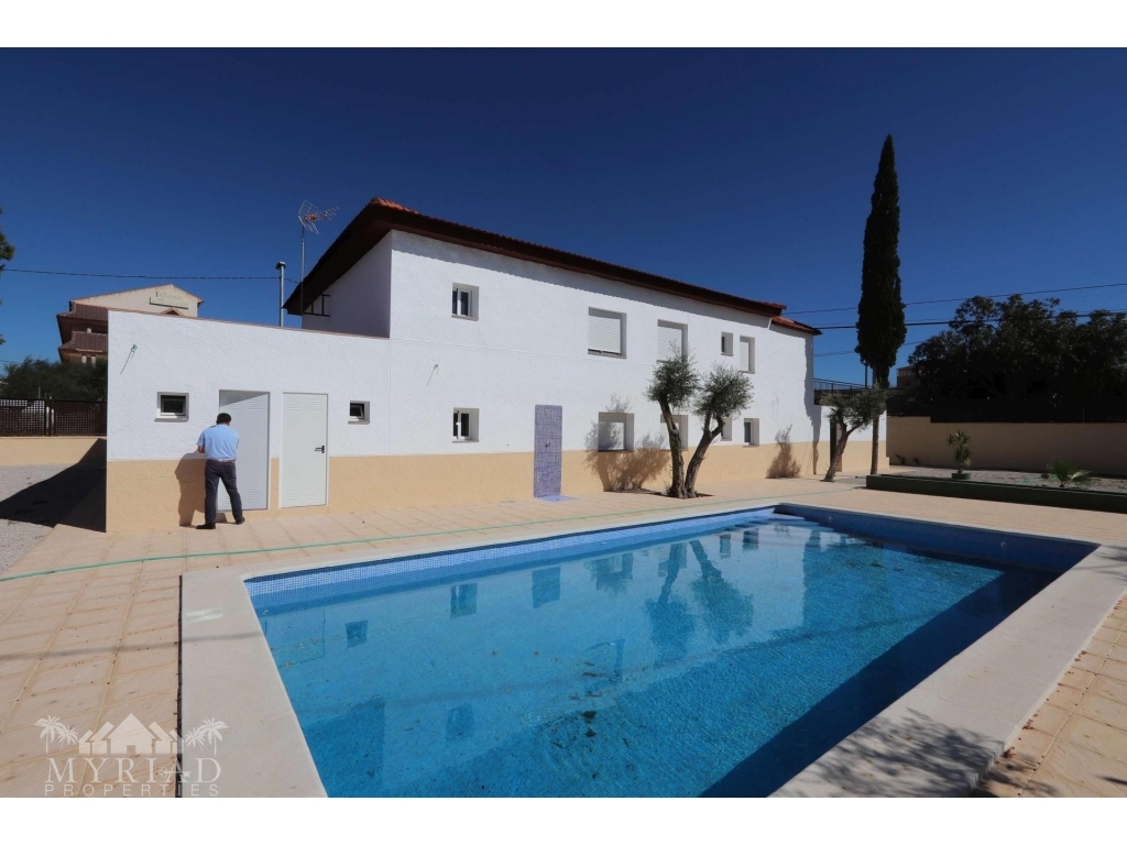 11 Bedroom 12 Bathroom Commercial in Fortuna