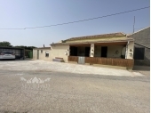 17-8-817-48-8733/6236, 3 Bedroom 2 Bathroom Country House in Elche