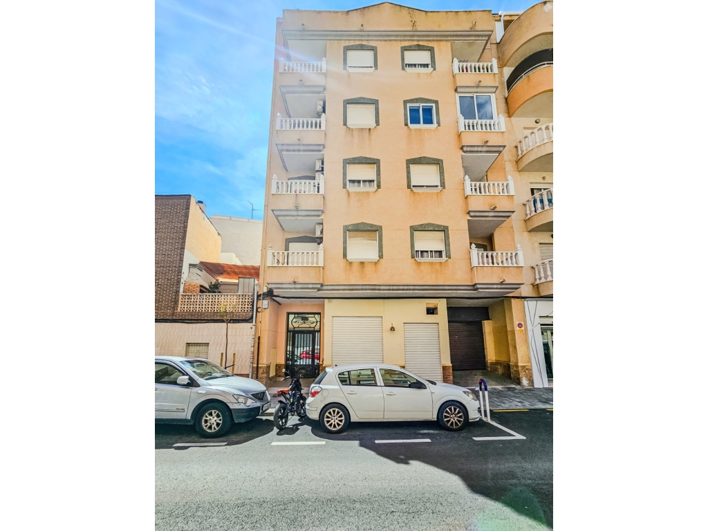 2 Bedroom 1 Bathroom Apartment in Torrevieja