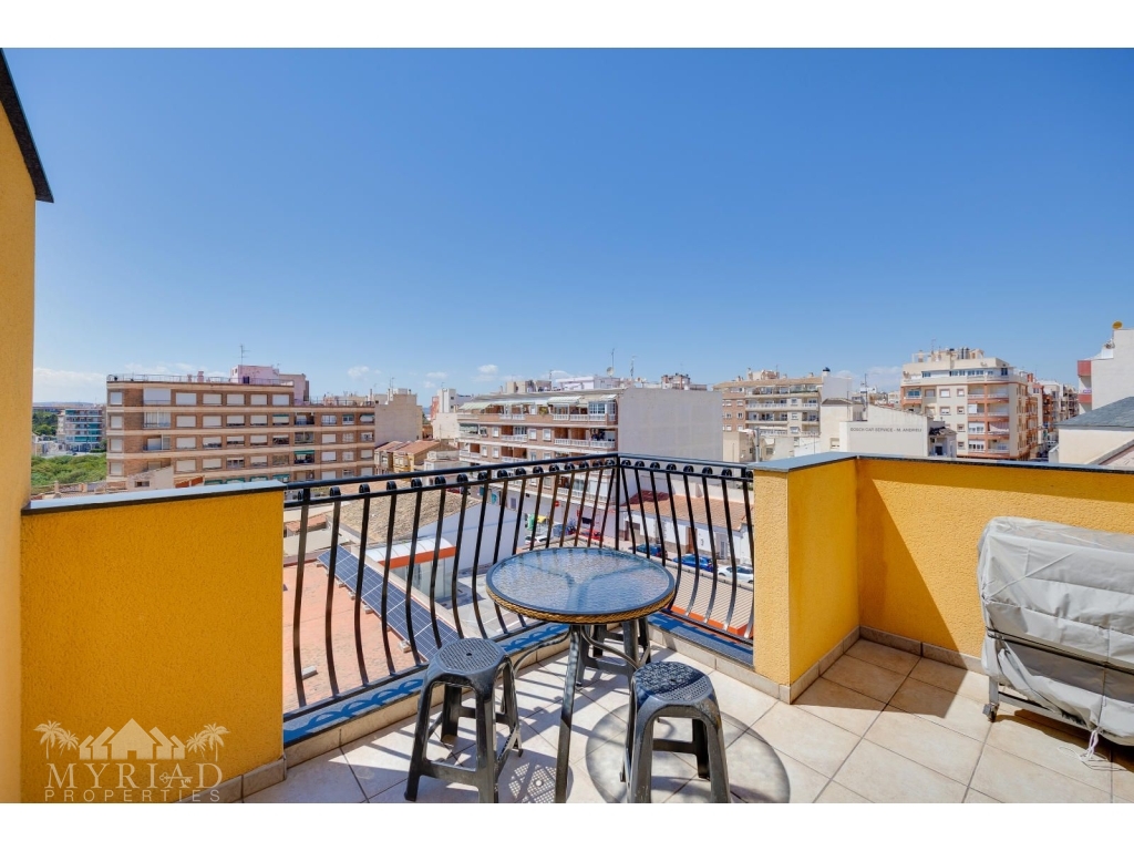 2 Bedroom 1 Bathroom Penthouse in Torrevieja