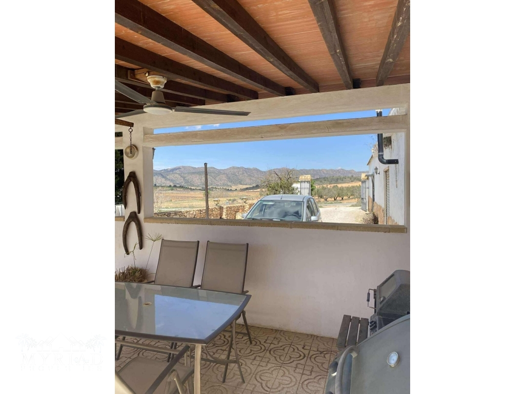 25b01713-0cf4-4c89-a85a-a0f42ed3f385