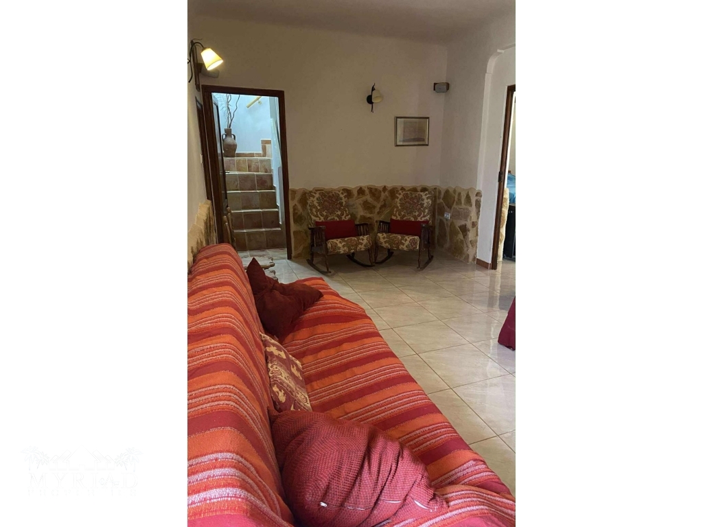 80ad68f4-8799-4d12-84f1-dfb0f204956e