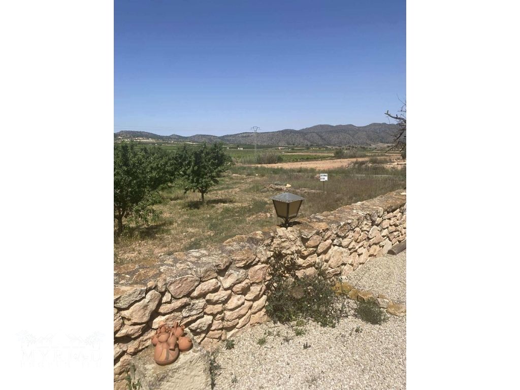 80da2cf0-3da1-4098-8dfe-78388463065a