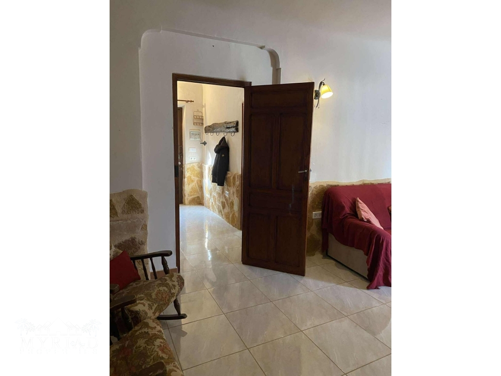 b5463bbe-dbda-4370-98c3-8a5872163283