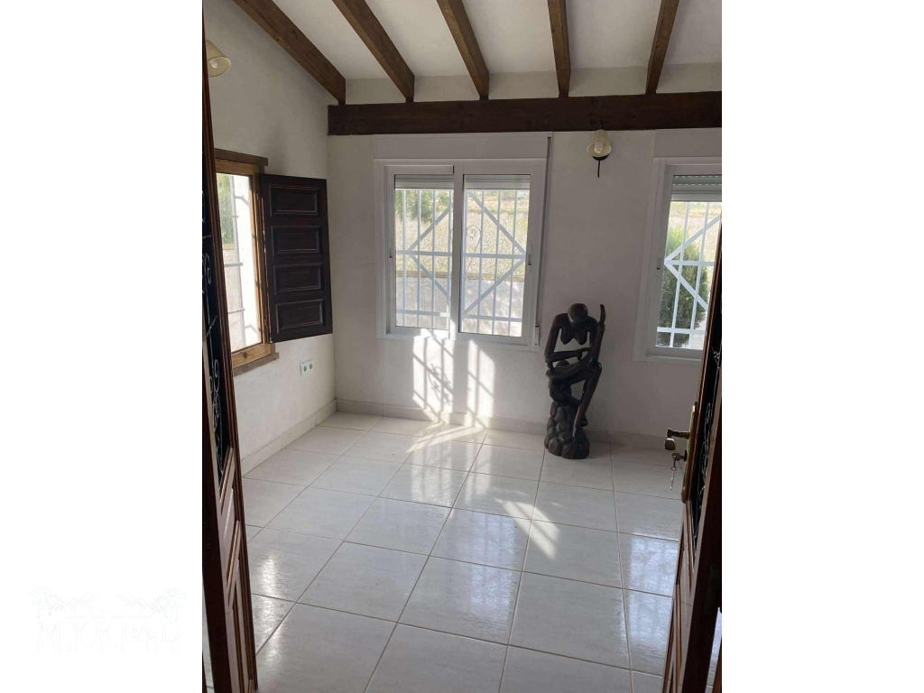 f7237404-e006-498c-9e7d-e7ded795ace2