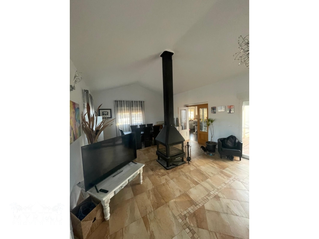 9810f49c-98bf-45e0-a690-97a08dbda08e