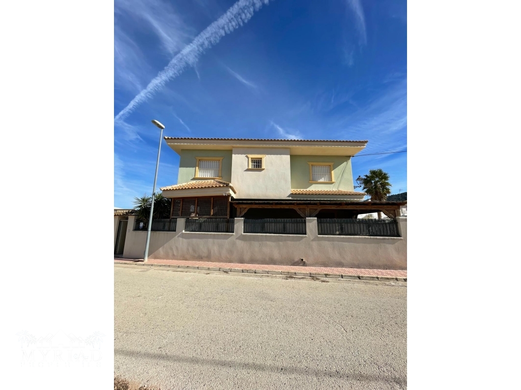 1929d1ba-9634-496c-ade5-2497e3592d38