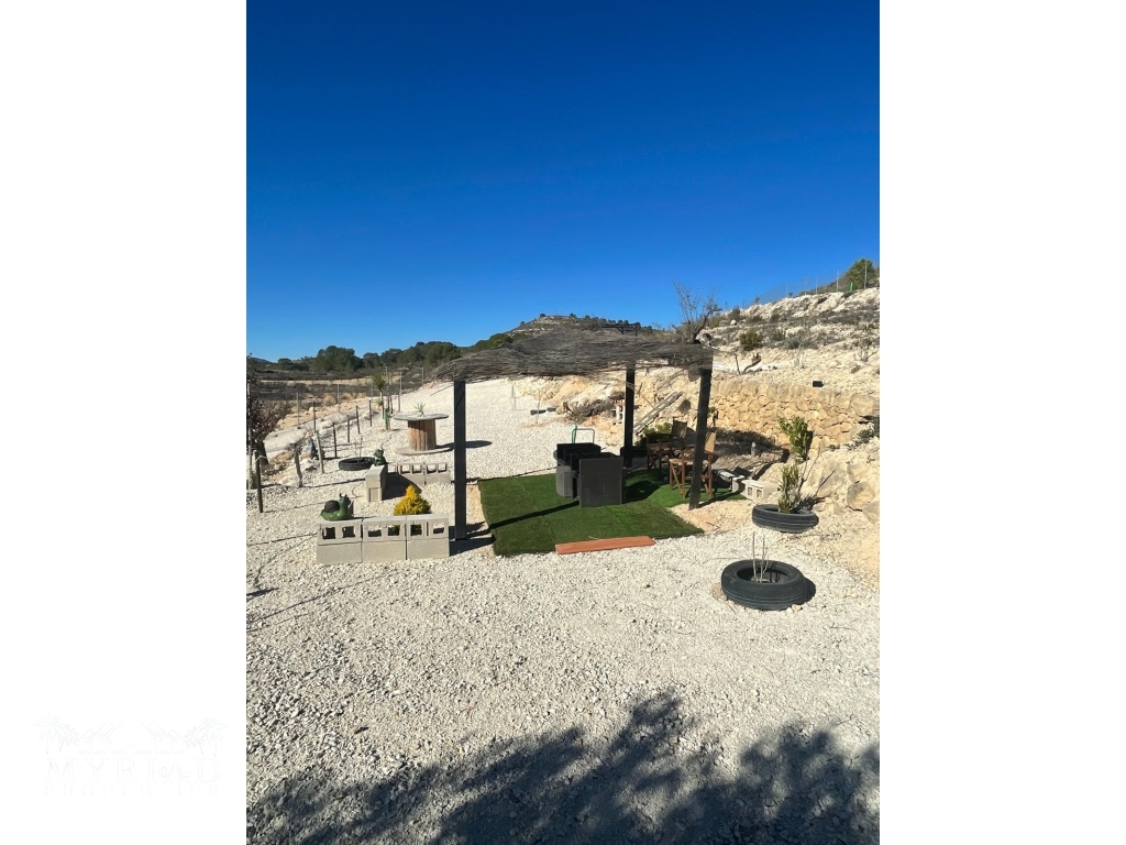 dff75bf2-04ef-4871-b953-eb42781a66da