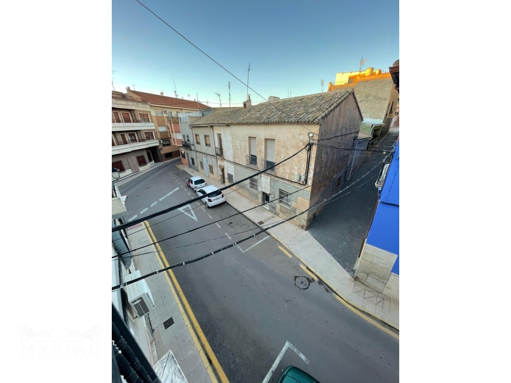 2160910f-7b03-4f2a-a7e6-a5ebec225551