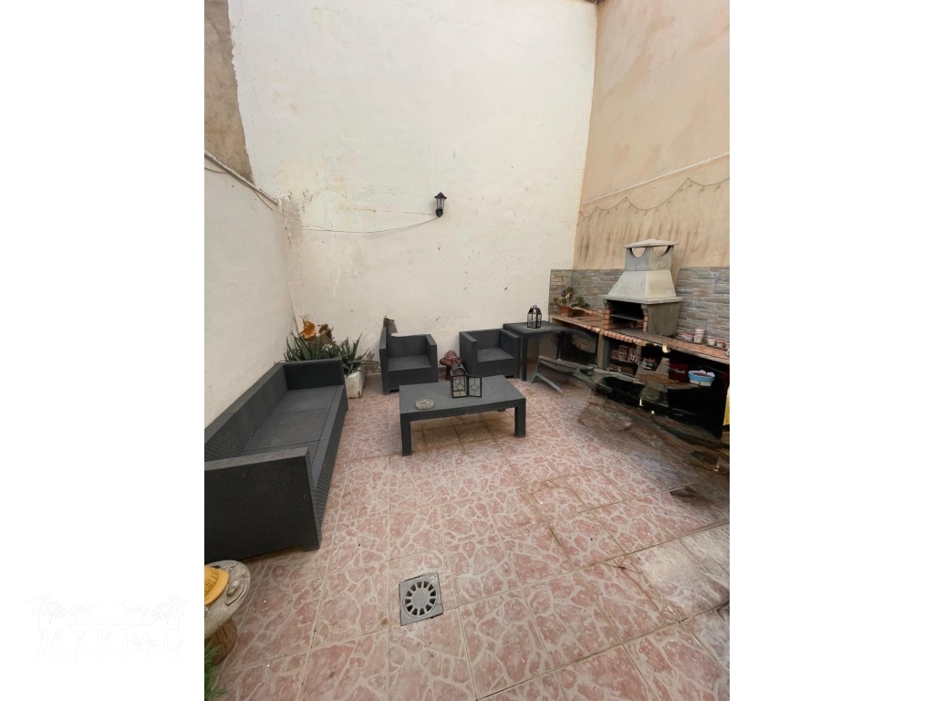 12b56a1c-f67a-48c5-9d52-e811b25d9244