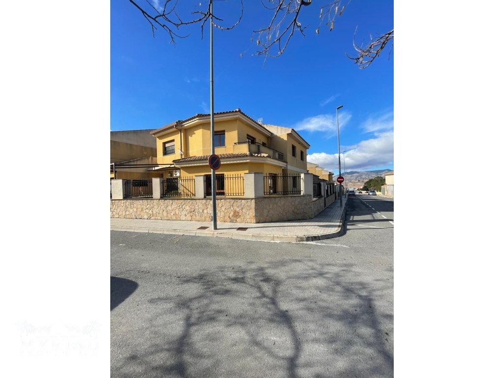 c1713b1f-12dd-4ec1-804b-1944928fbe5f