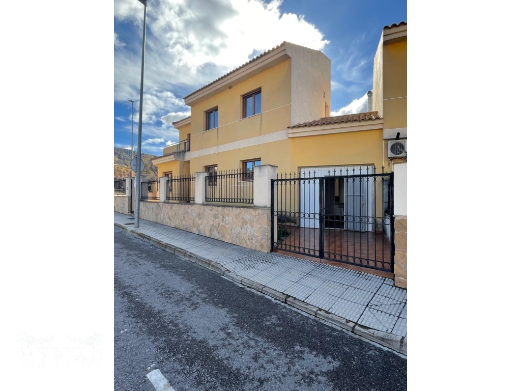 d5528db5-6c24-442d-99b1-c5f361b0a88c