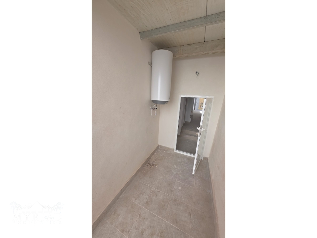 2bbc0606-d71b-45d3-a1d8-432f47e8eda2