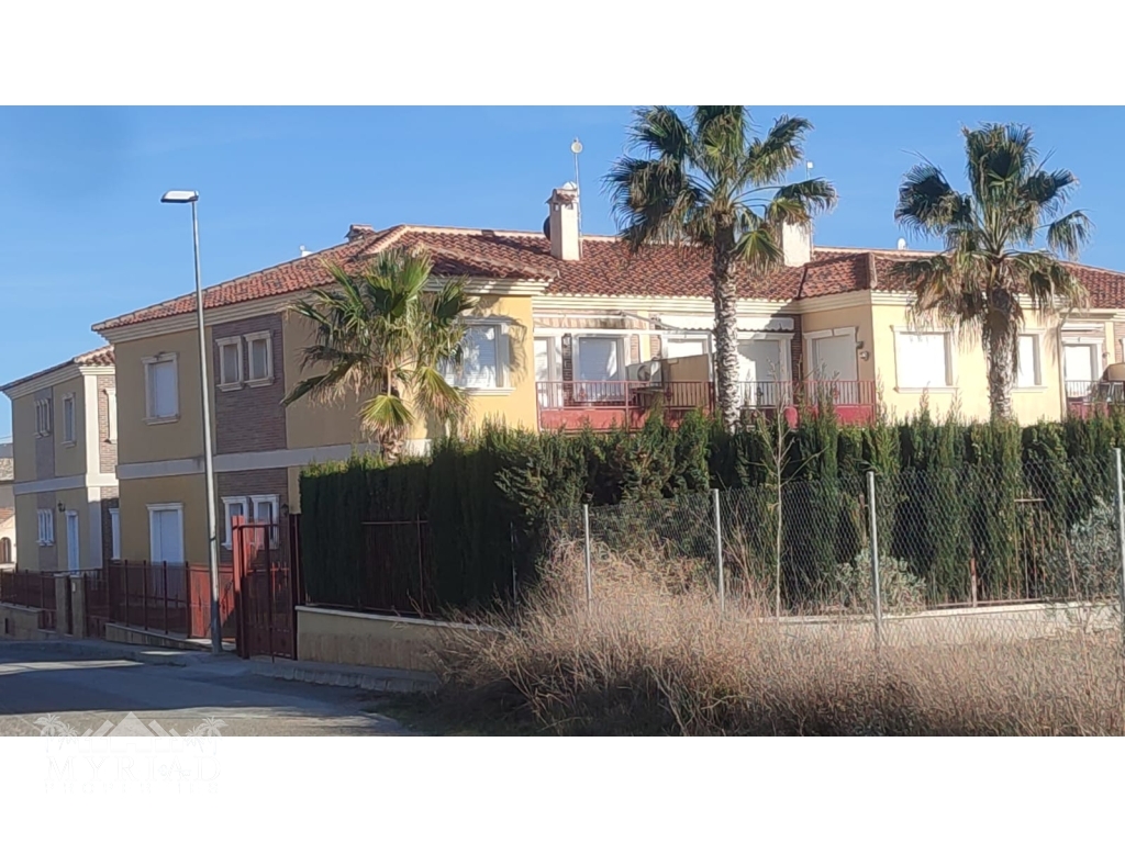 Lovely 2-Bed, 2-Bath Apartment – Úbeda