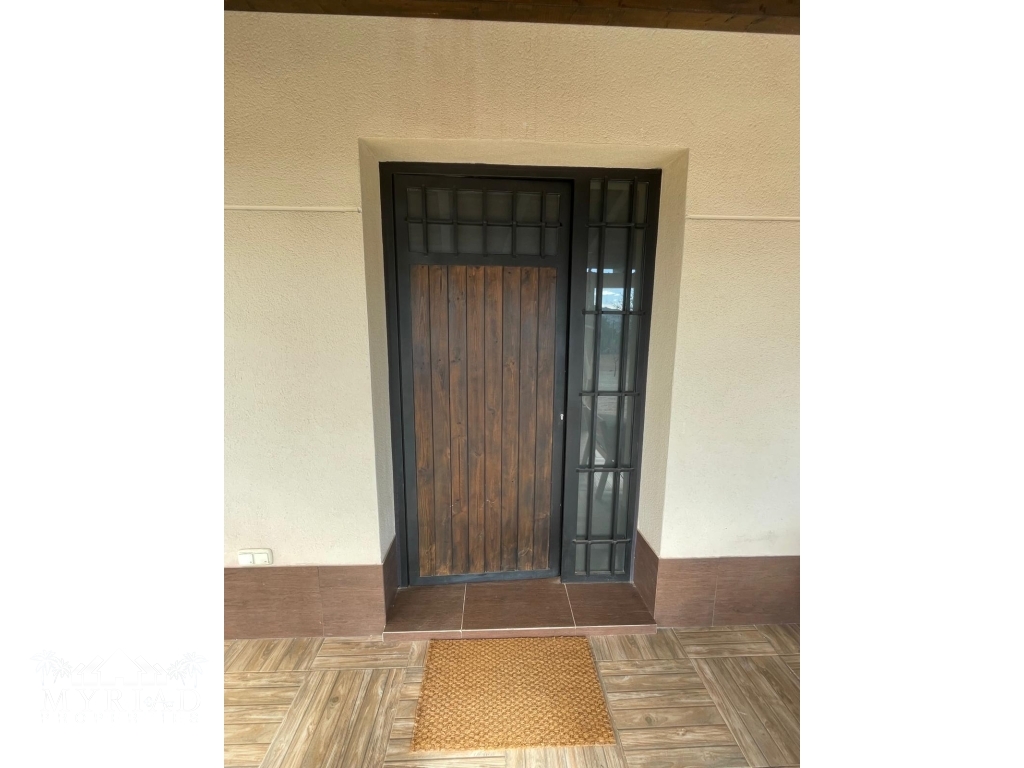 1c30adcd-9c9e-4efb-8189-9a407400113d