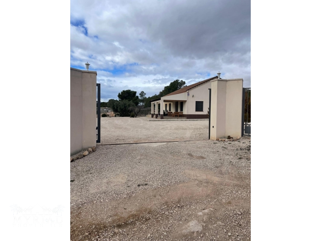 61b9b6b7-a4bd-4c2d-bd64-18f193710774