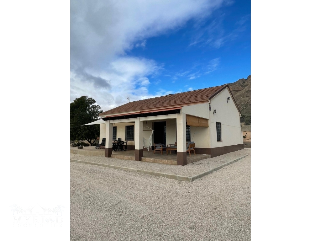 b901c051-e56d-4802-ad21-b211aa79c078