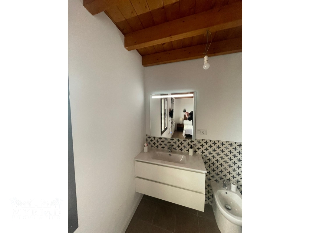 d270af4f-c160-4920-9634-d63601660d99