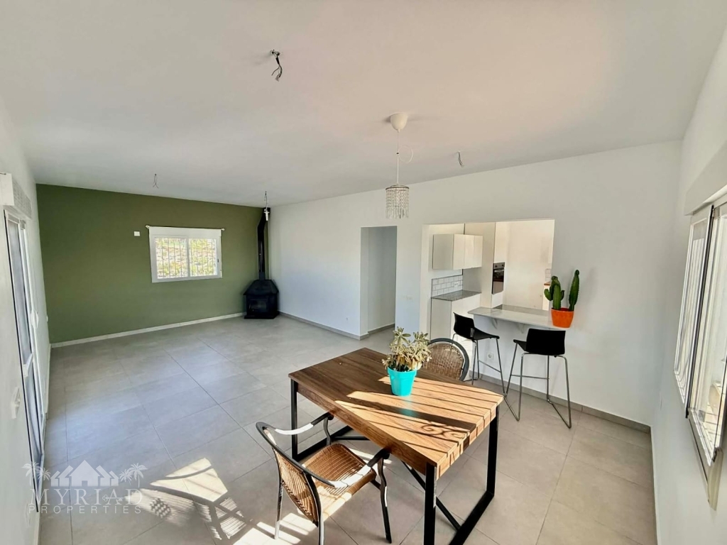 6af54409-a272-4e30-a2a1-b05473fdbb00