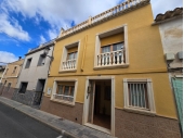 13-4319/6507, 5 Bedroom 2 Bathroom Townhouse in Sax