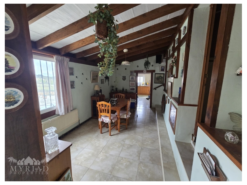 d75ffdbd-d34b-4d74-91e5-8598f1741040