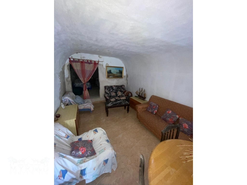 732079f3-d839-4e36-ac70-9140b519cee8