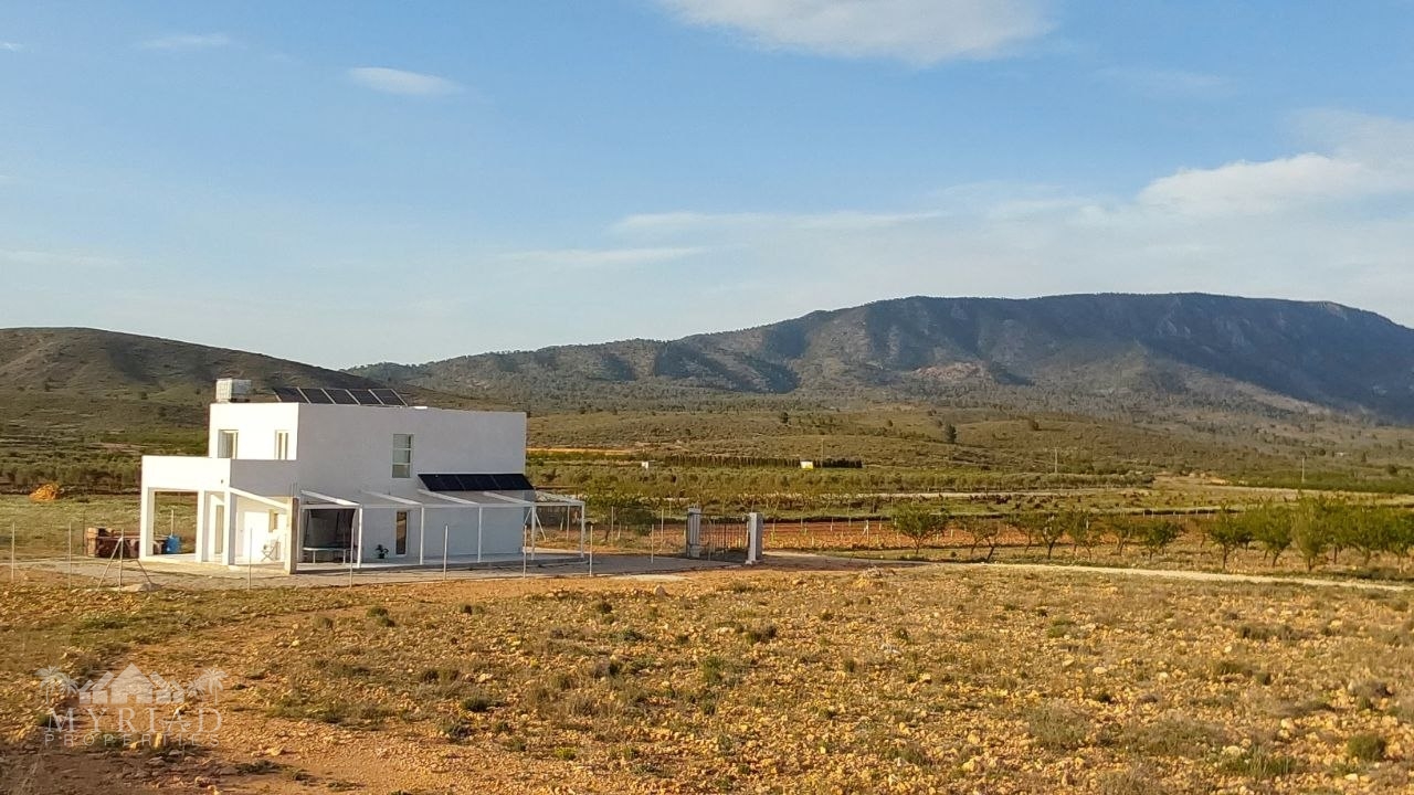 House in Alicante - view 1