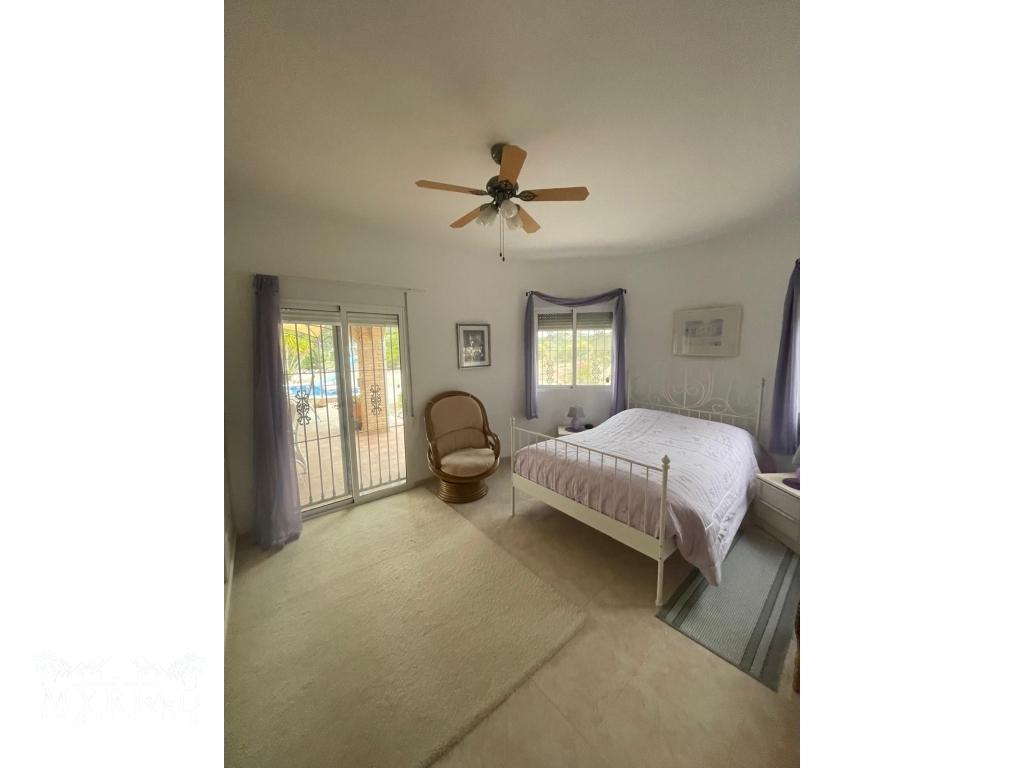 3094e258-3aff-4c31-a794-ef5f6e8e5674