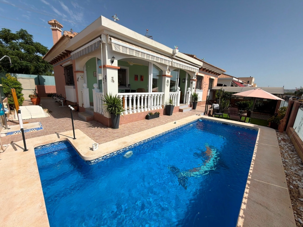 3 Bedroom 2 Bathroom Detached Villa in Los Montesinos