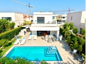 14-45216/6633, 4 Bedroom 3 Bathroom Detached Villa in Los Montesinos