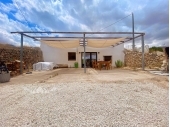 LY6674, Charming Renovated Cave House Near La Romana